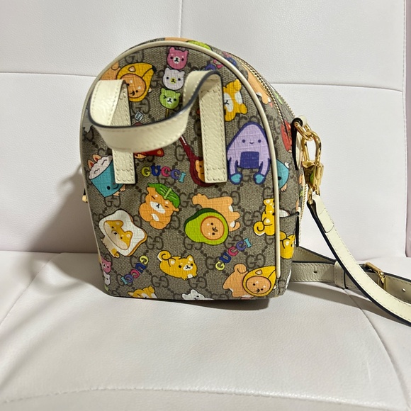 Cute kawaii crossbody bag-barely used - Picture 4 of 5